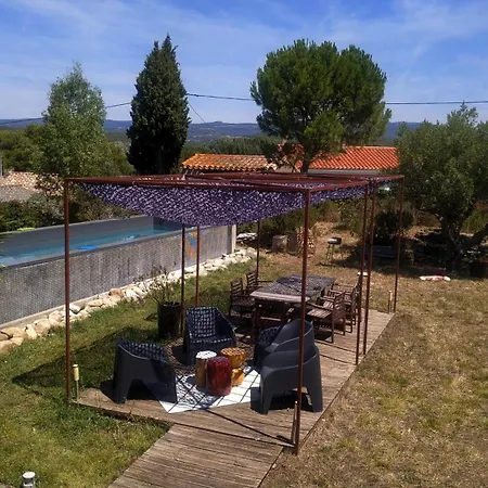 Nocleg ze śniadaniem Les Grands Cypres - D'hotes