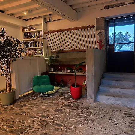 Les Grands Cypres - D'hotes فندق مبيت وإفطار 3*